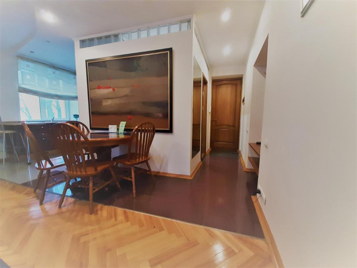 Apartment On Myasnikova 34 ミンスク エクステリア 写真