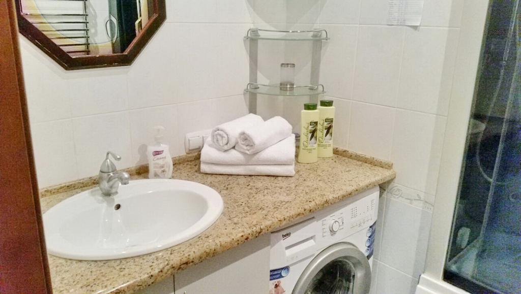 Apartment On Myasnikova 34 ミンスク エクステリア 写真