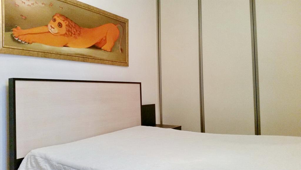 Apartment On Myasnikova 34 ミンスク エクステリア 写真